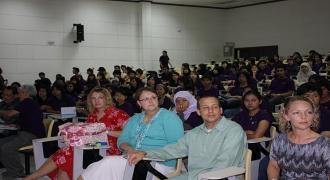 โครงการค่ายภาษาอังกฤษ (English Camp 2011) สัญจร ณ วิทยาเขตสุราษฎร์ธานี 