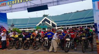 การแข่งขันจักรยานเสือภูเขา SURATTHANI CROSS COUNTRY 2016