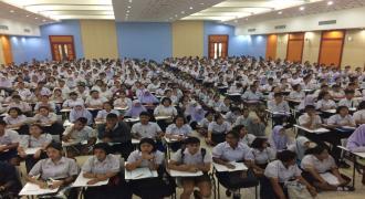 บรรยากาศการสอบสัมภาษณ์นักเรียนโดยวิธีรับตรง 14 จังหวัดภาคใต้ ปีการศึกษา 2560