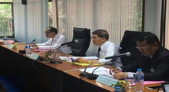 ประชุมสภาวิทยาเขตสุราษฎร์ธานี ครั้งที่ 18 (2/2560) ณ ห้องประชุมเขาท่าเพชร