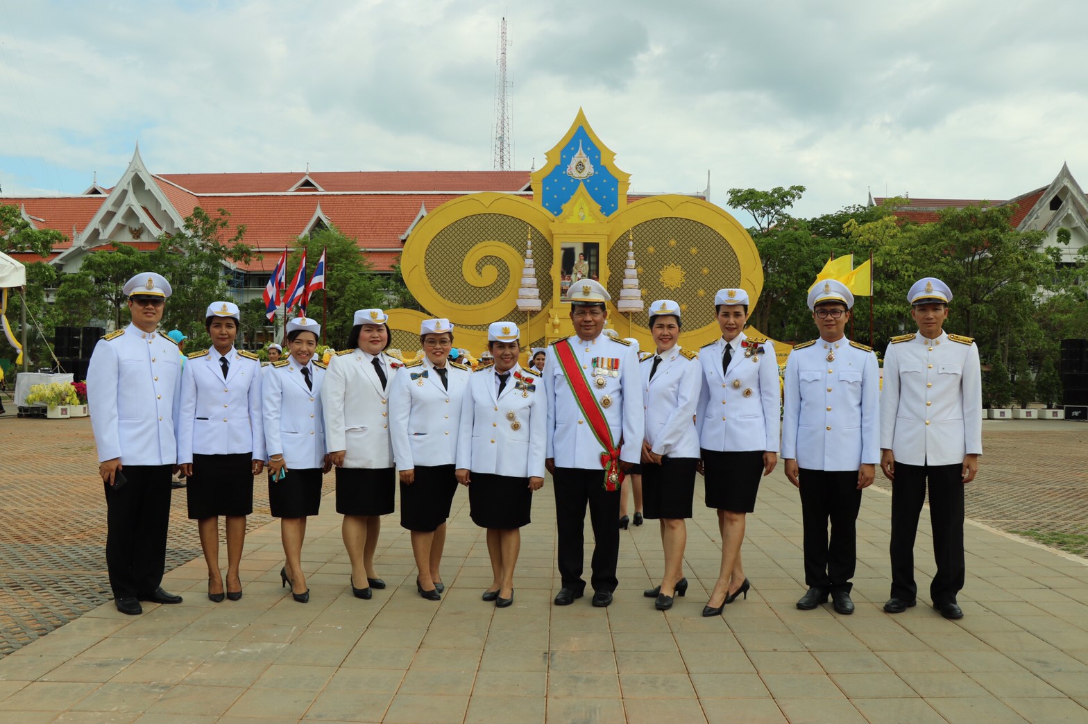 ม.อ.สุราษฎร์ธานี เข้าร่วมพิธีถวายพระพรชัยมงคล ร.10