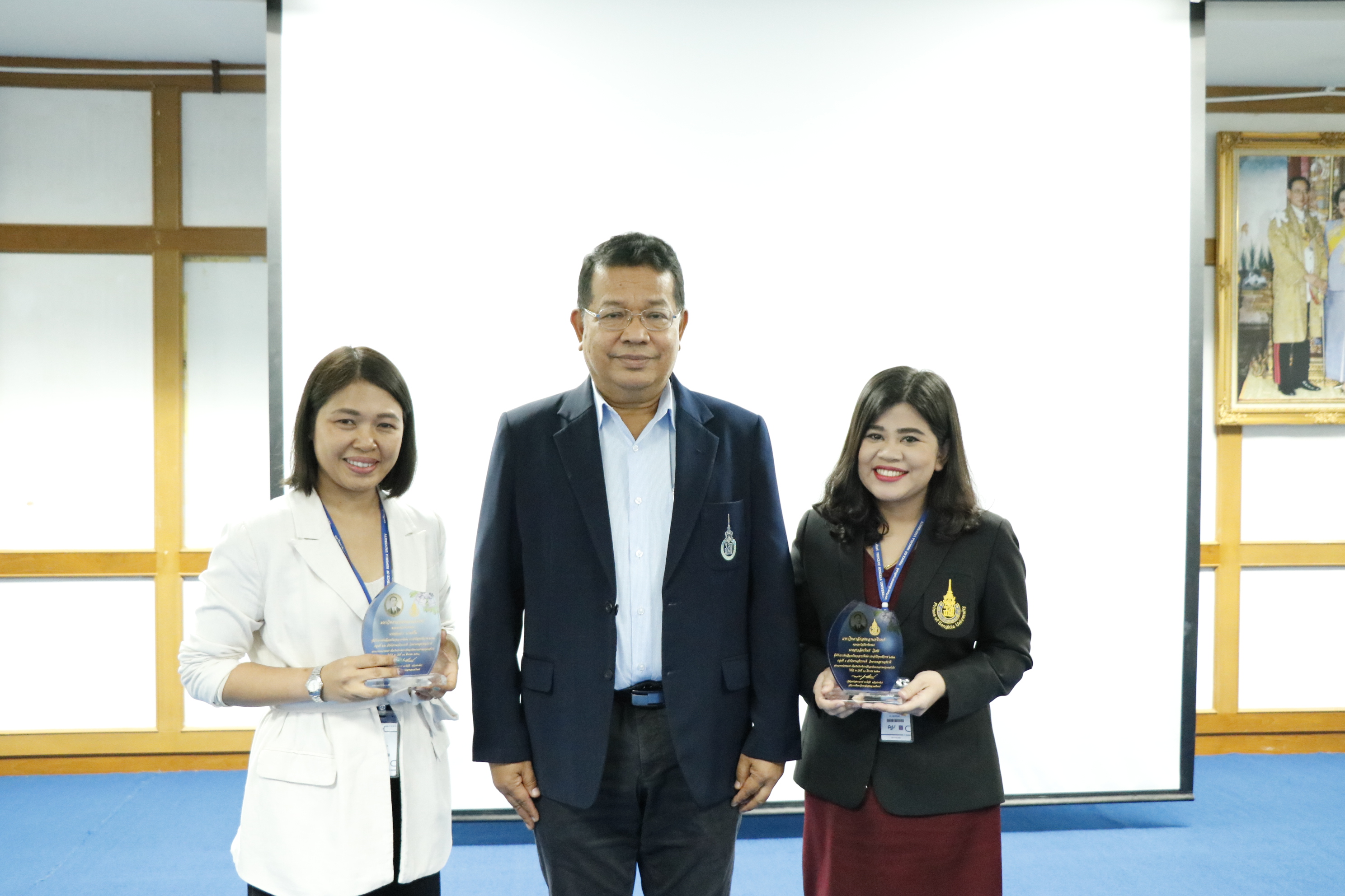 บุคลากรดีเด่น ของสำนักงานวิทยาเขตสุราษฎร์ธานี ประจำปี 2562